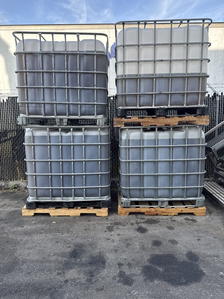 Bulk commercial cooking oil collection in Los Angeles