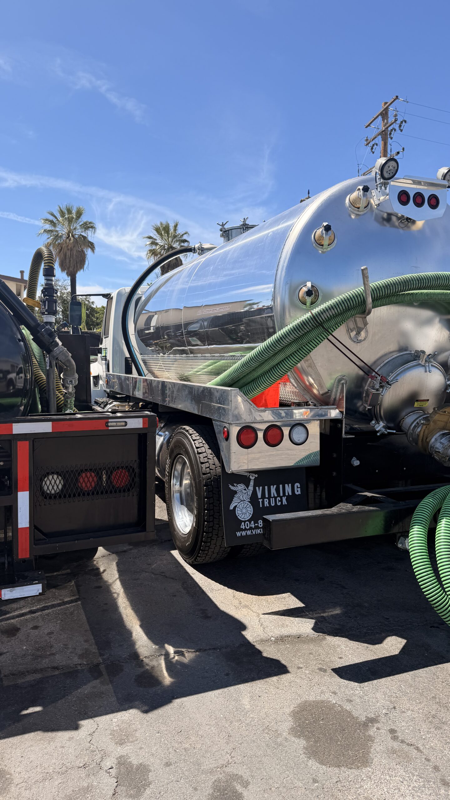 Orange County oil pickup service truck at an Anaheim restaurant